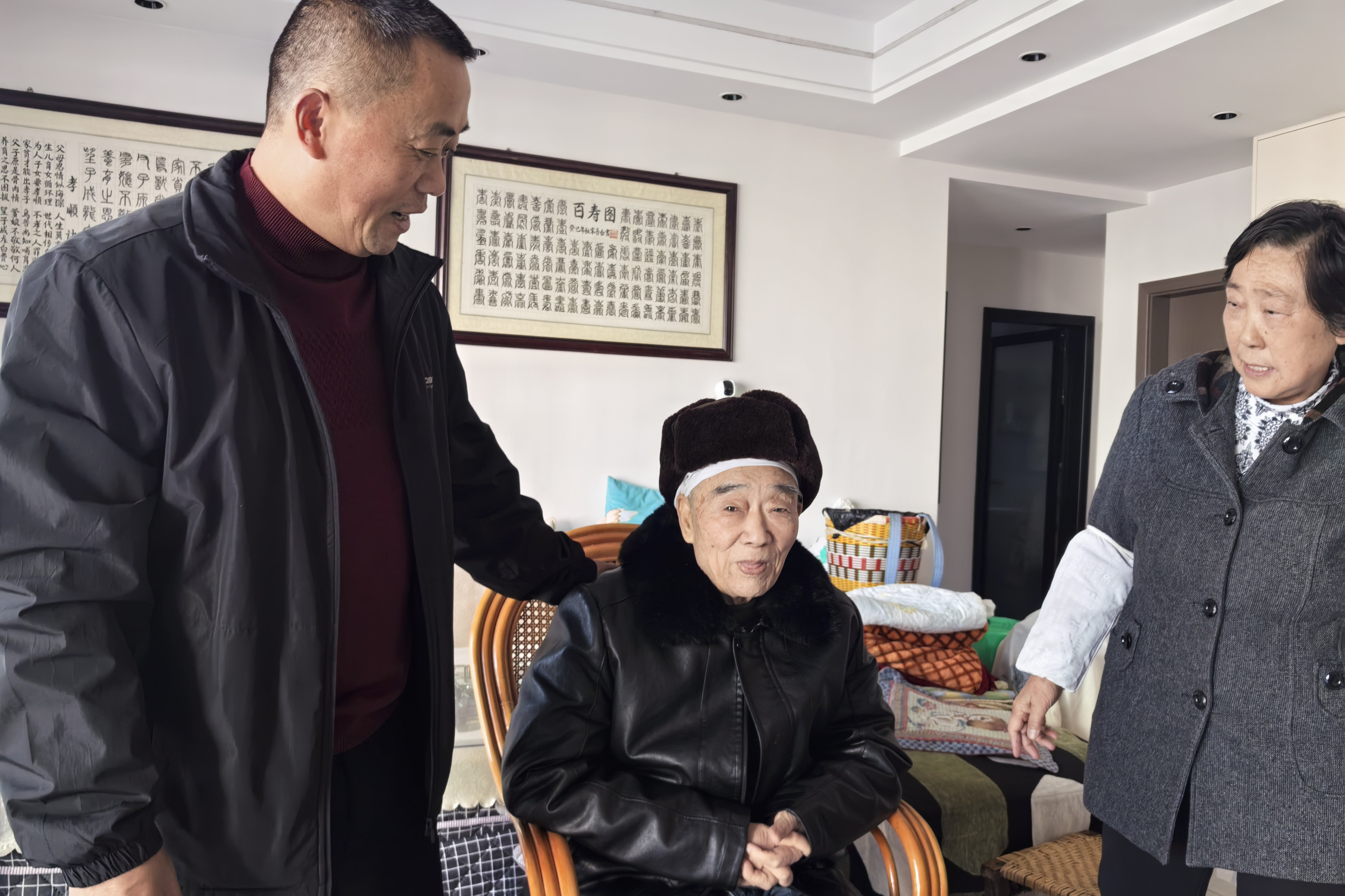 微信图片_20251028213827_385_247_副本.jpg